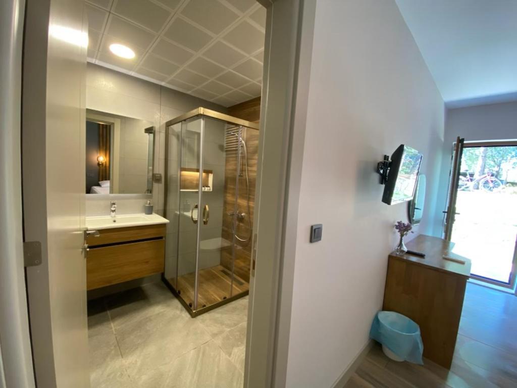 بوزجادا Elyada Otel Ve Bag Evi 8 Yas Ustu المظهر الخارجي الصورة