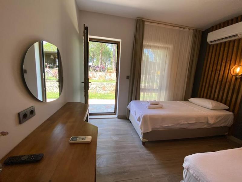 بوزجادا Elyada Otel Ve Bag Evi 8 Yas Ustu المظهر الخارجي الصورة